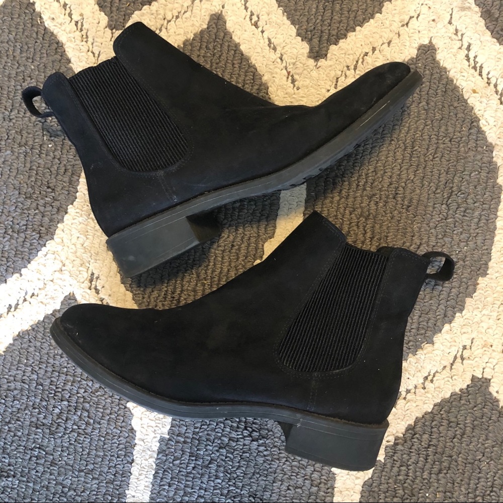 “Chelsea Boots” Black Ankle Booties from H&M